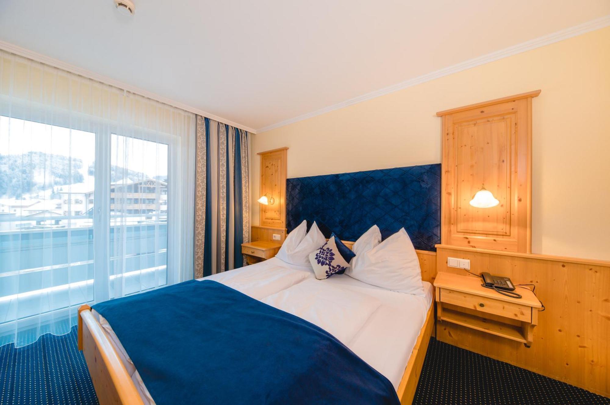 Hotel Brueckenwirt Superior Алтенмаркт им Понгау Екстериор снимка